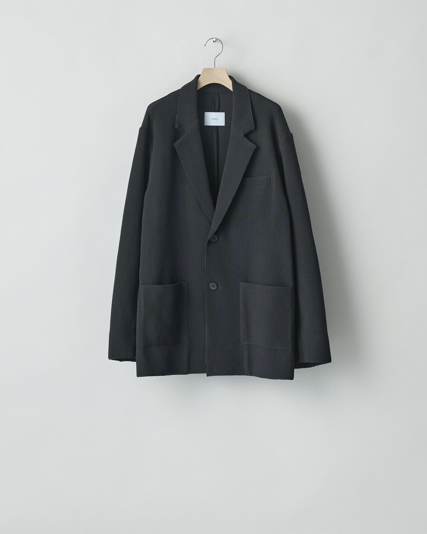 GRADATION PLEATS SINGLE BREASTED JACKET