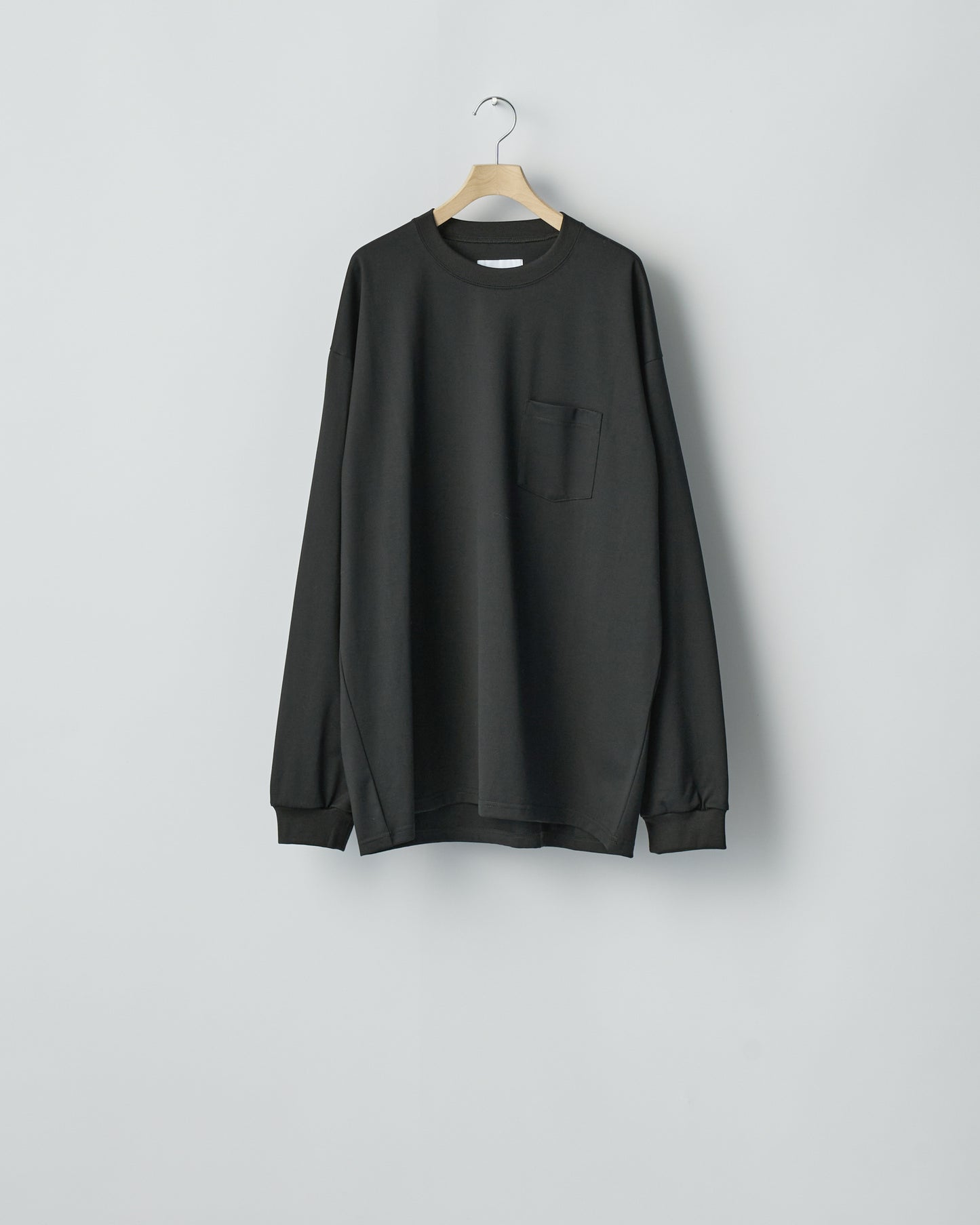 OVERSIZED LONG SLEEVE TEE POCKET TEE BLACK