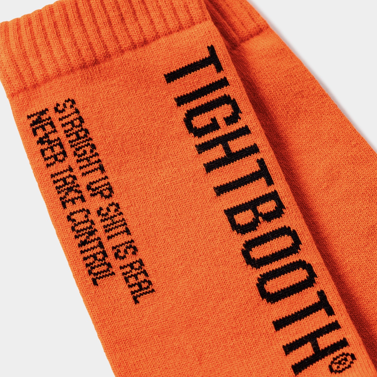 LABEL LOGO SOCKS