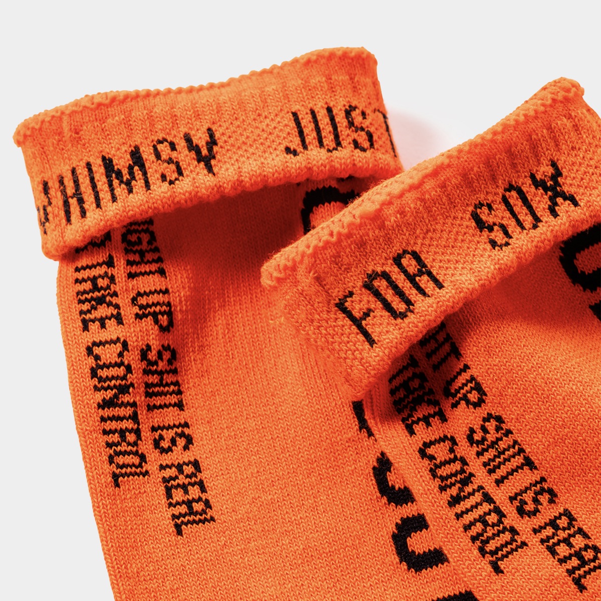 LABEL LOGO SOCKS