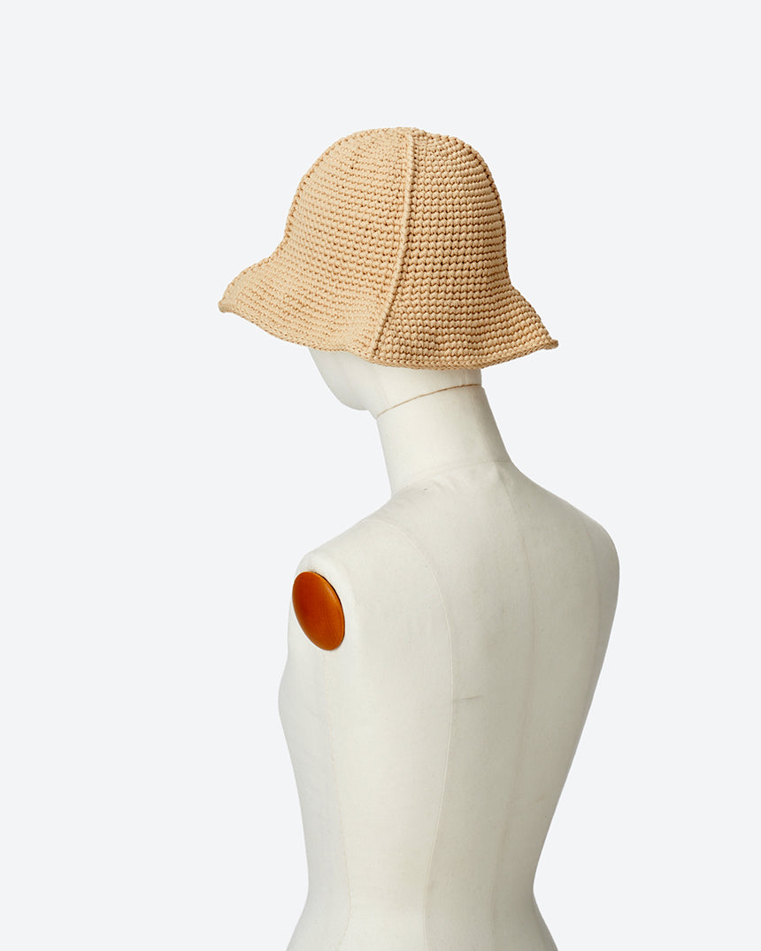 POLY HAND KNIT TULIP HAT