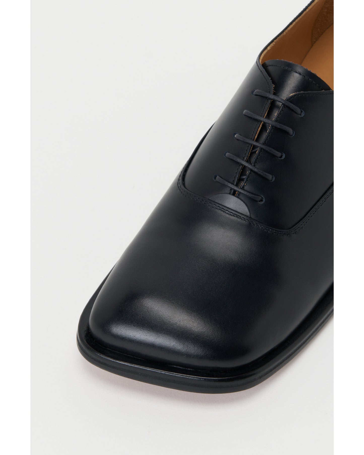 bear foot balmoral black