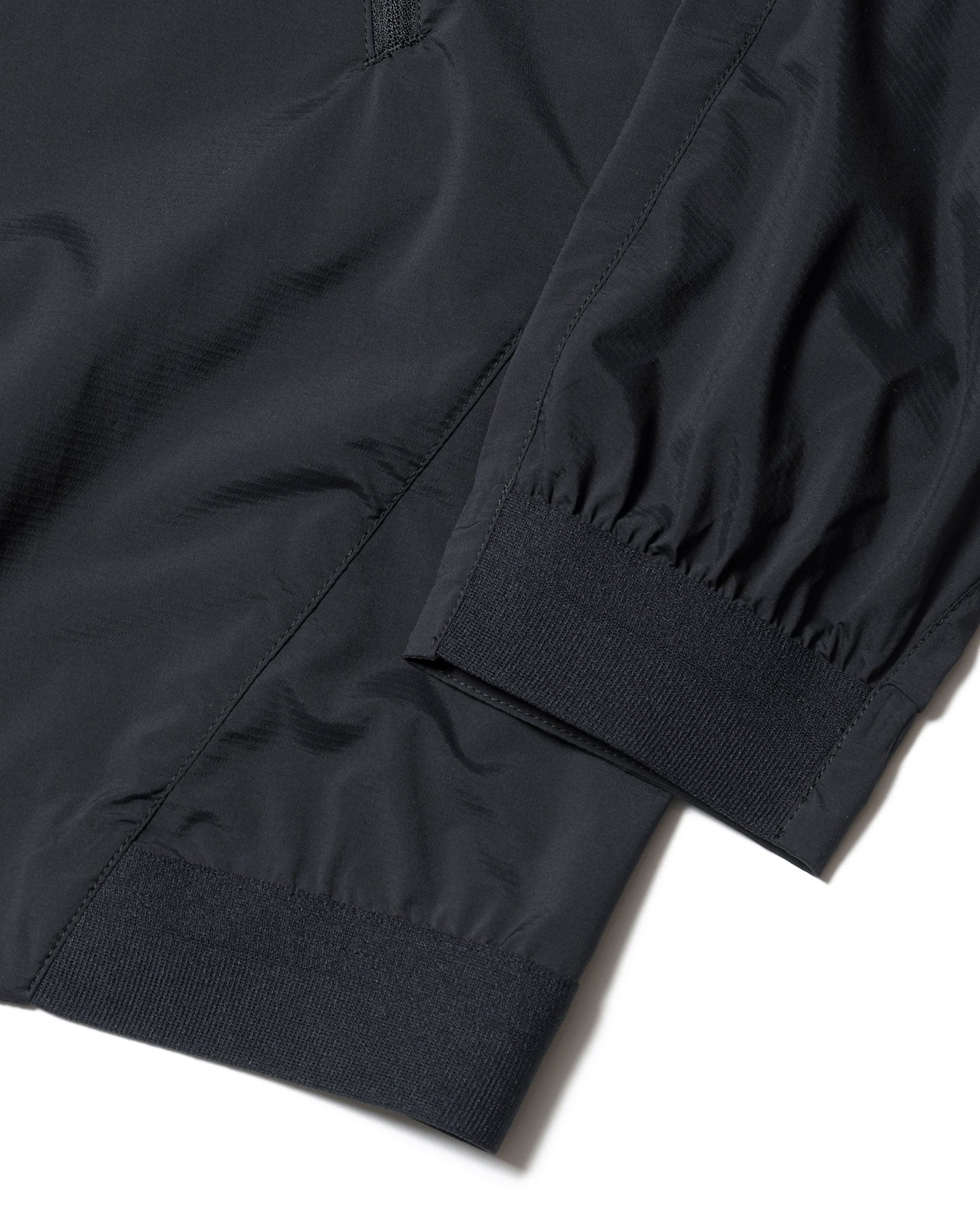 BREATHABLE TRAIL JACKET