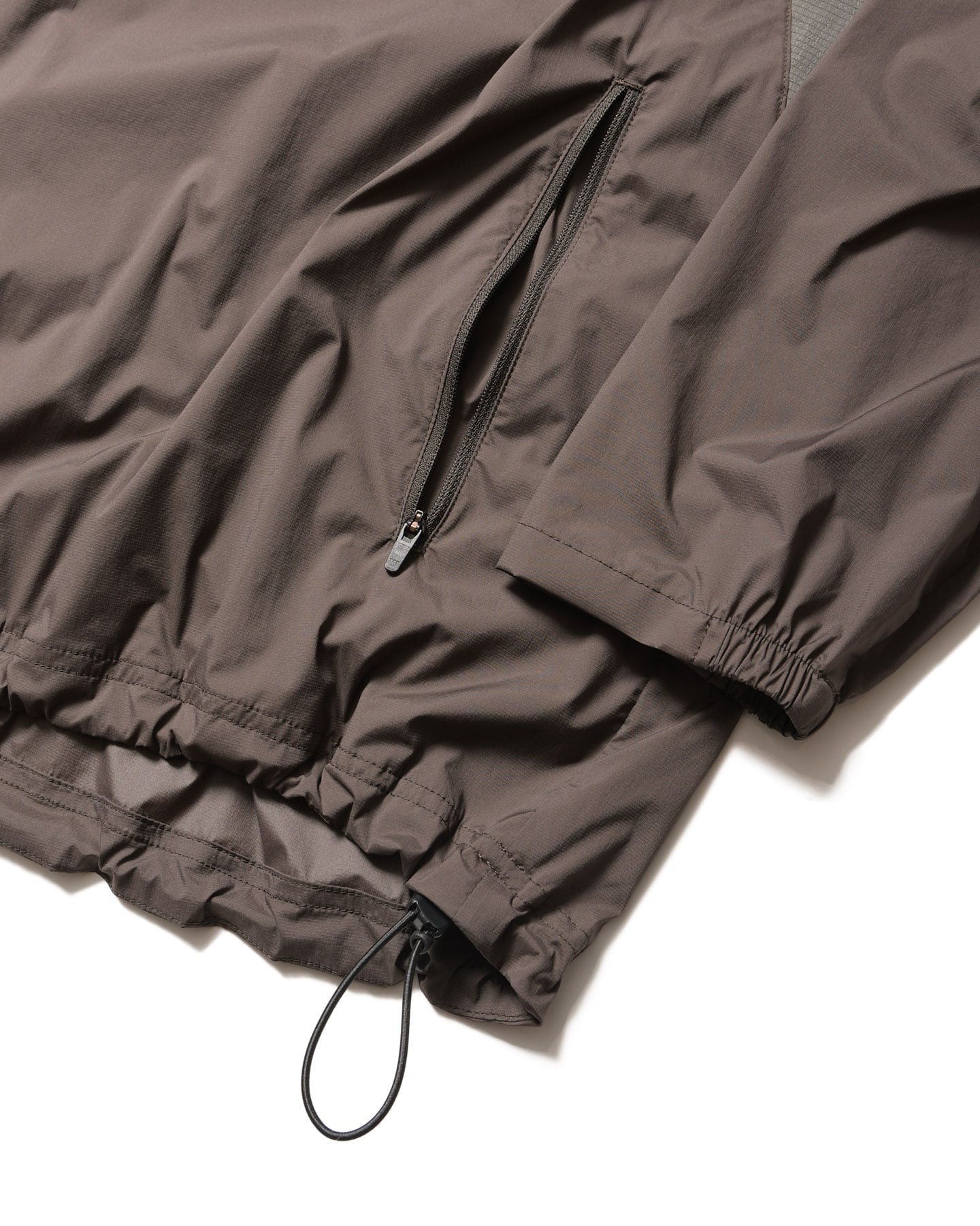 LIGHT WEIGHT BREATHABLE PISTE