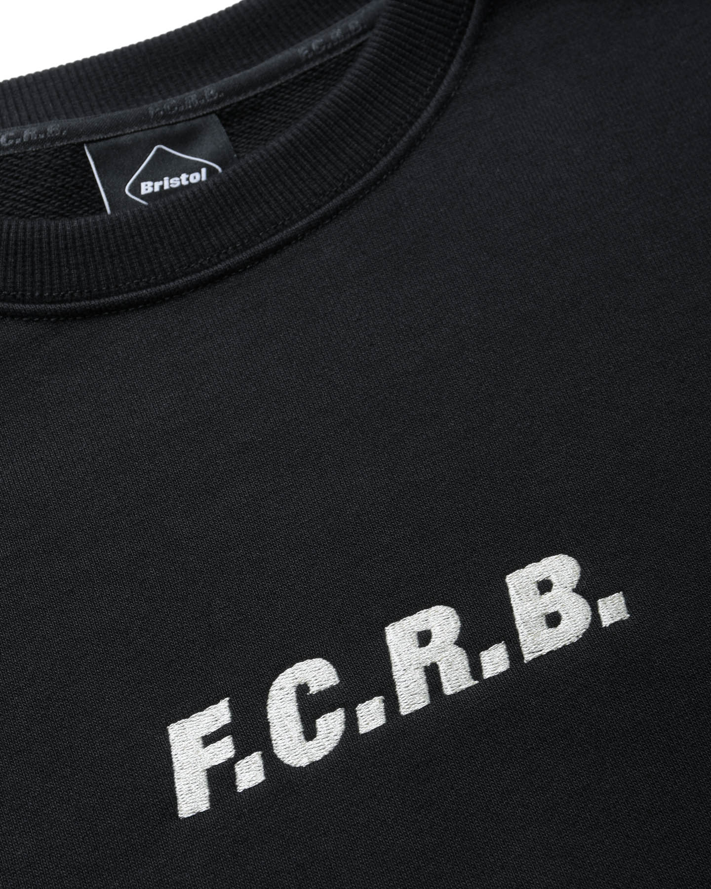 SIGNATURE CREWNECK SWEAT