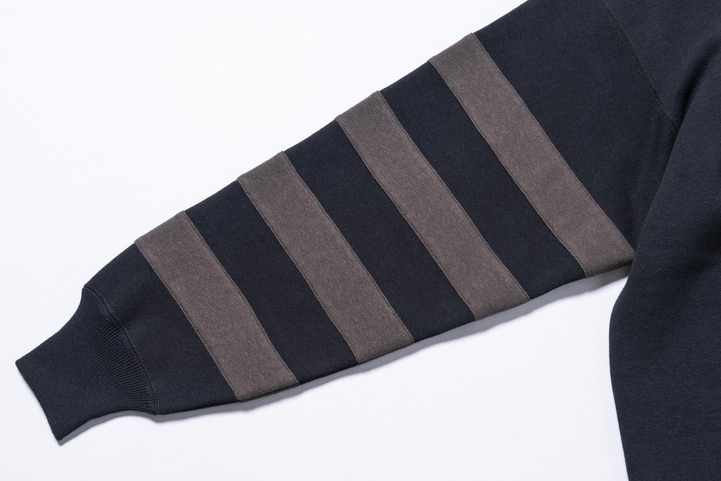 BUCO STRIPED-SLEEVE SWEATSHIRT