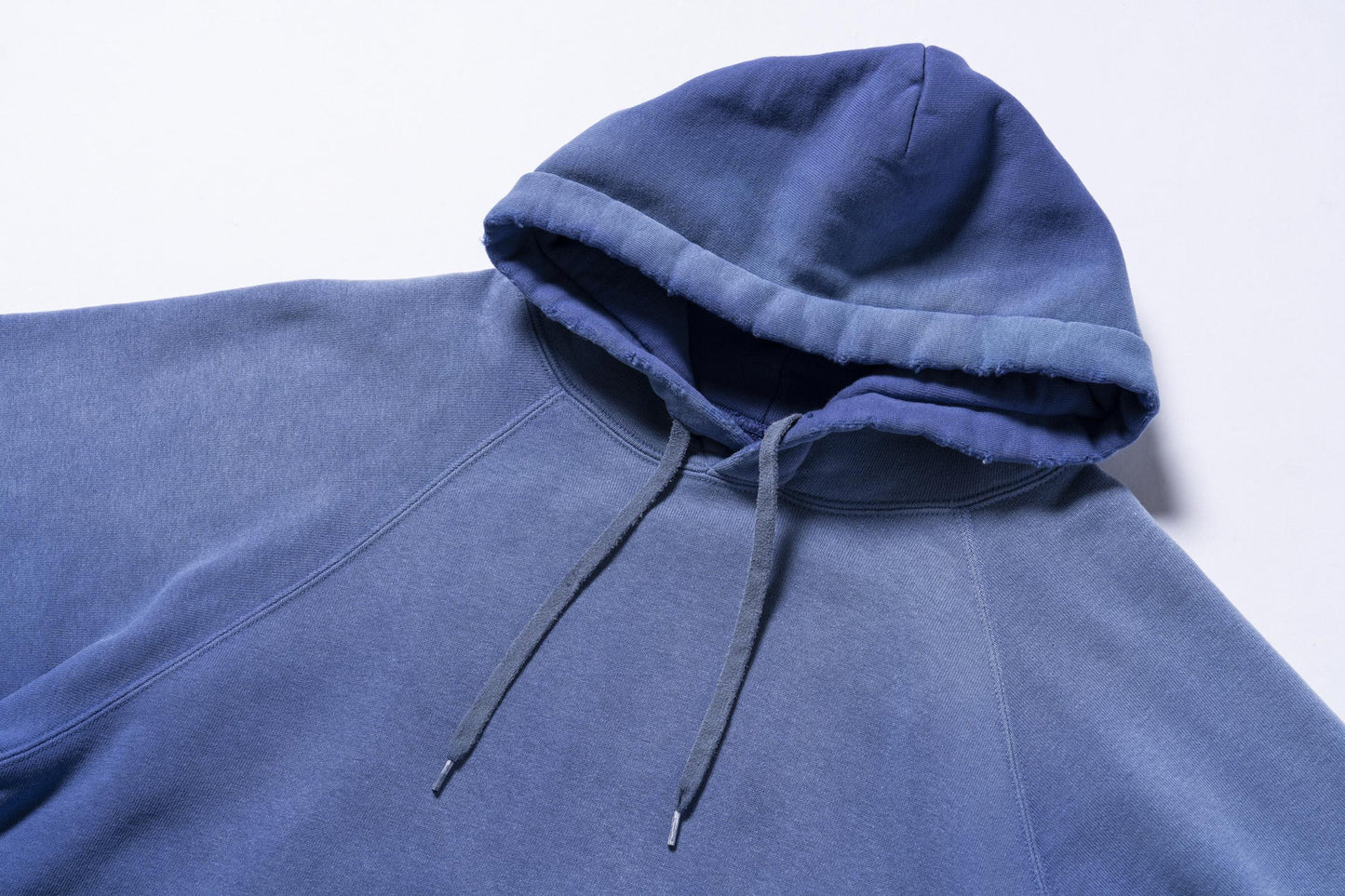9 OZ.RAGLAN HOODED SWEATSHIRT / FADED