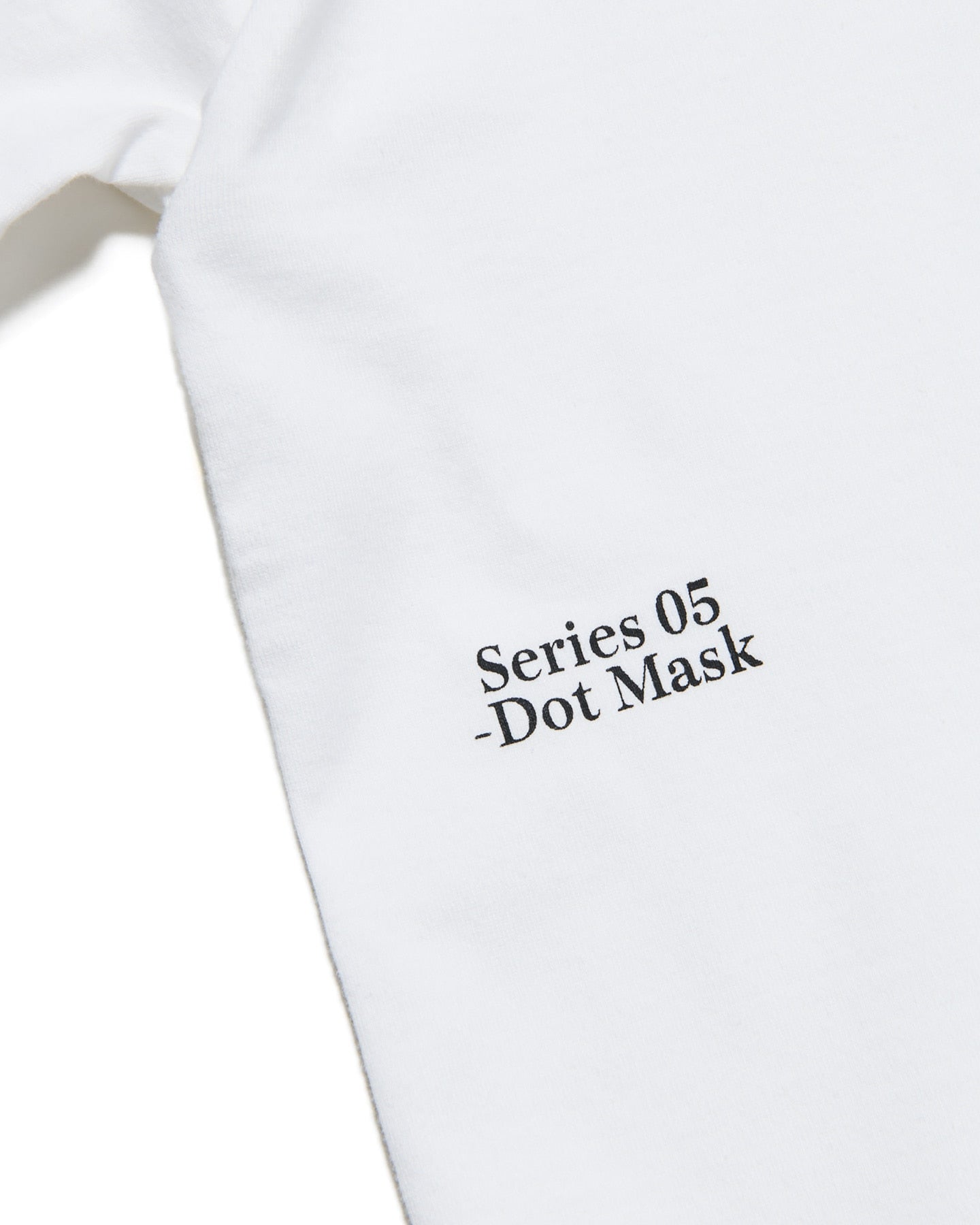 SIMON TAYLOR : DOT MASK TEE
