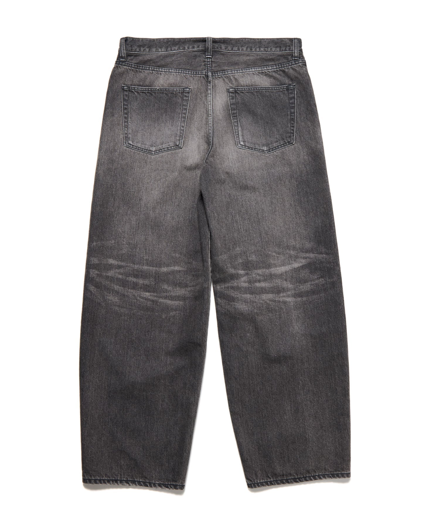 DAMAGED HEM TUCK WIDE STRAIGHT JEANS