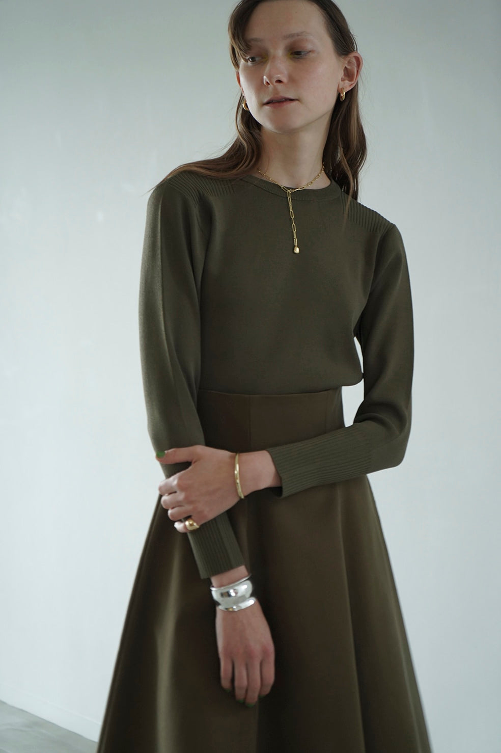 BASIC COMPACT KNIT TOPS