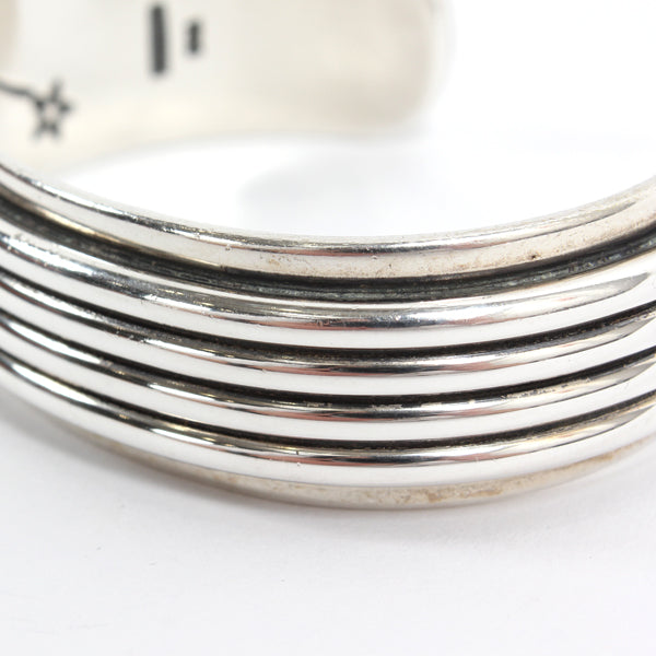 4 Round Wire Plain Edge Cuff SILVER