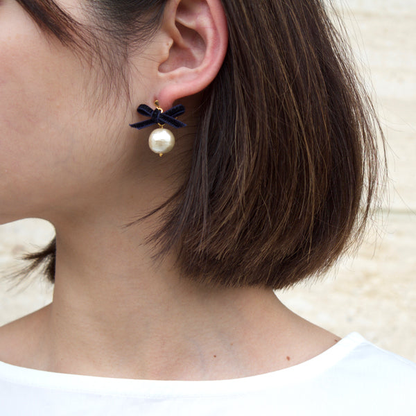 リボンイヤリング