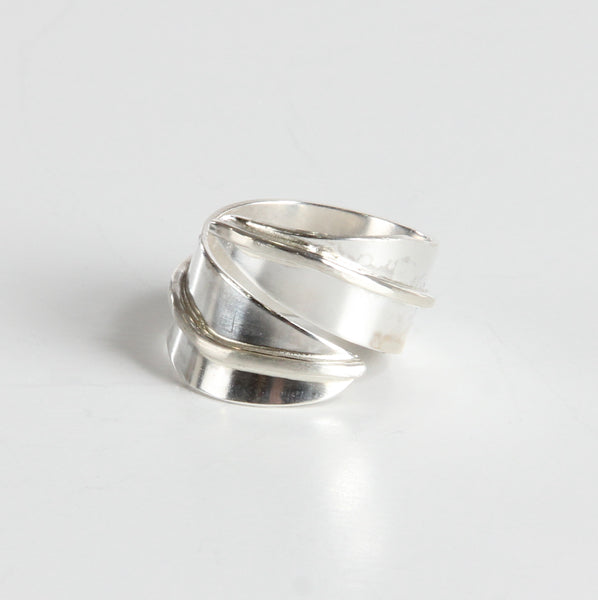 APRIL RING SILVER