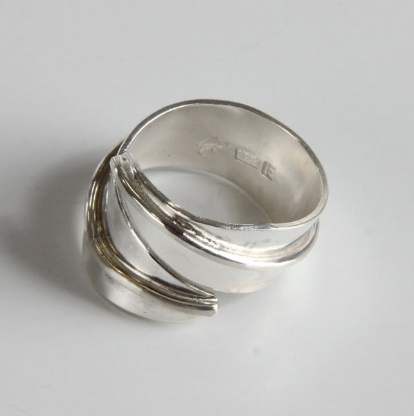 APRIL RING SILVER