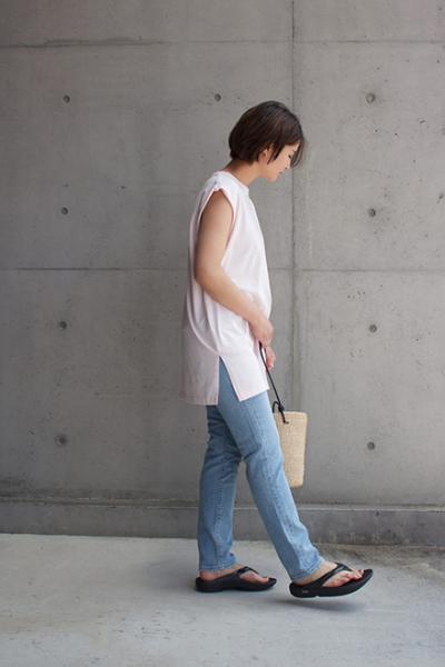 Anniversary Highrise