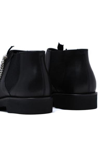 Chelsea boots.type1