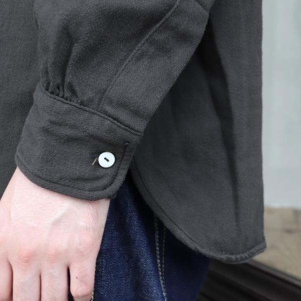 DOUBLE DIAMOND BAND COLLAR SATEEN SHIRT