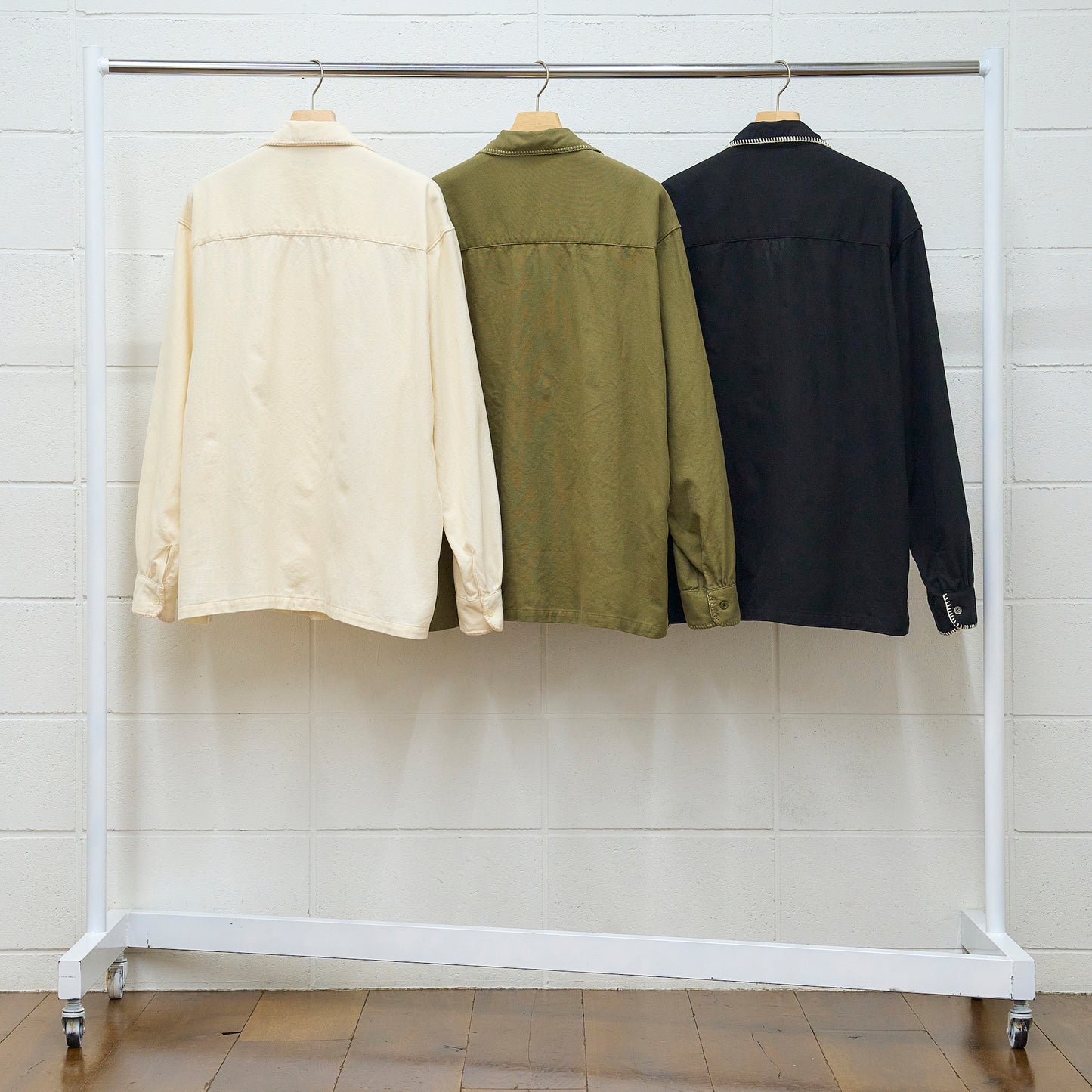 US2333 Open collar shirt