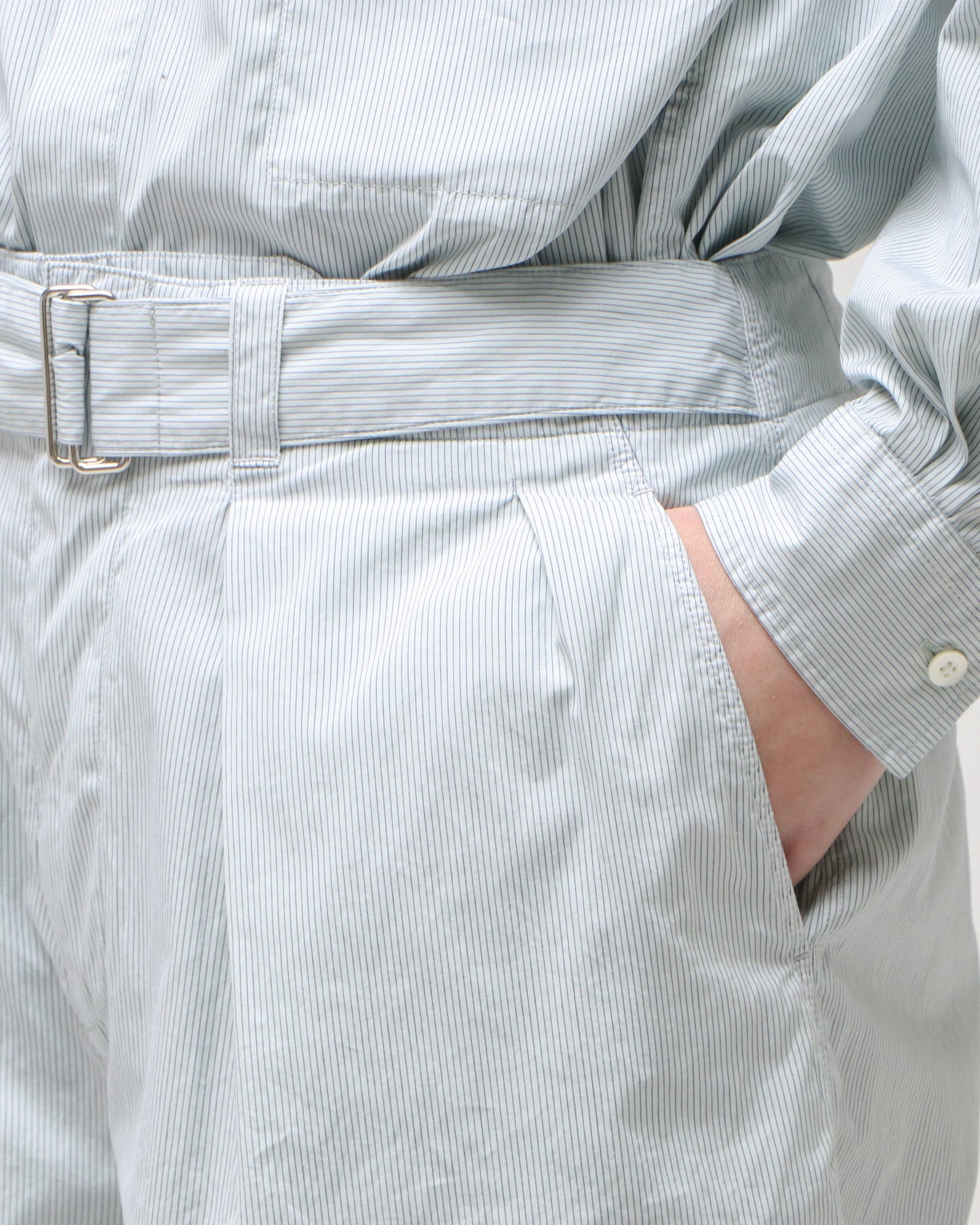 GARMENT DYE STRIPE BELTED WIDE SHORTS MIST GREEN
