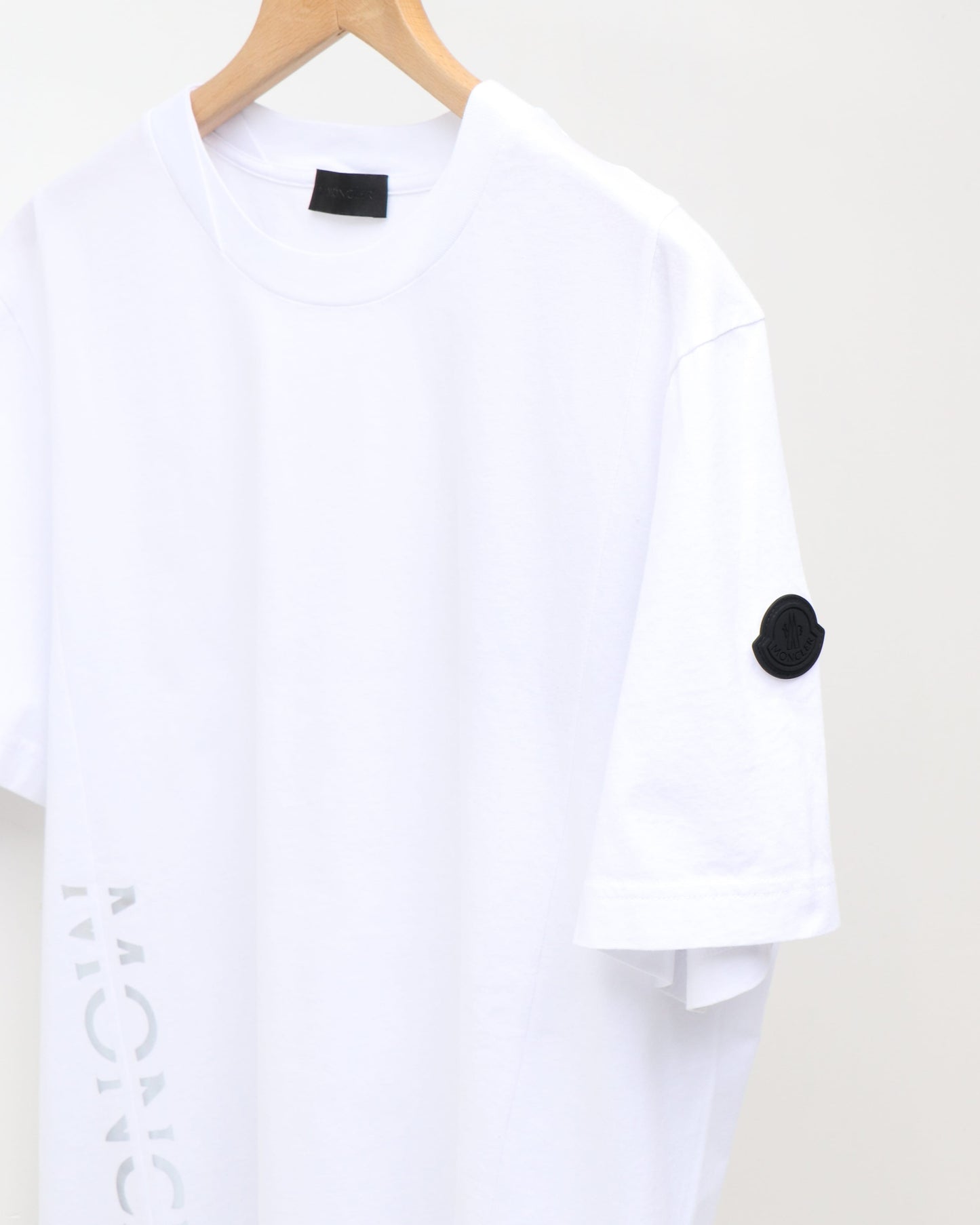 MAGLIA MANICHE CORTE