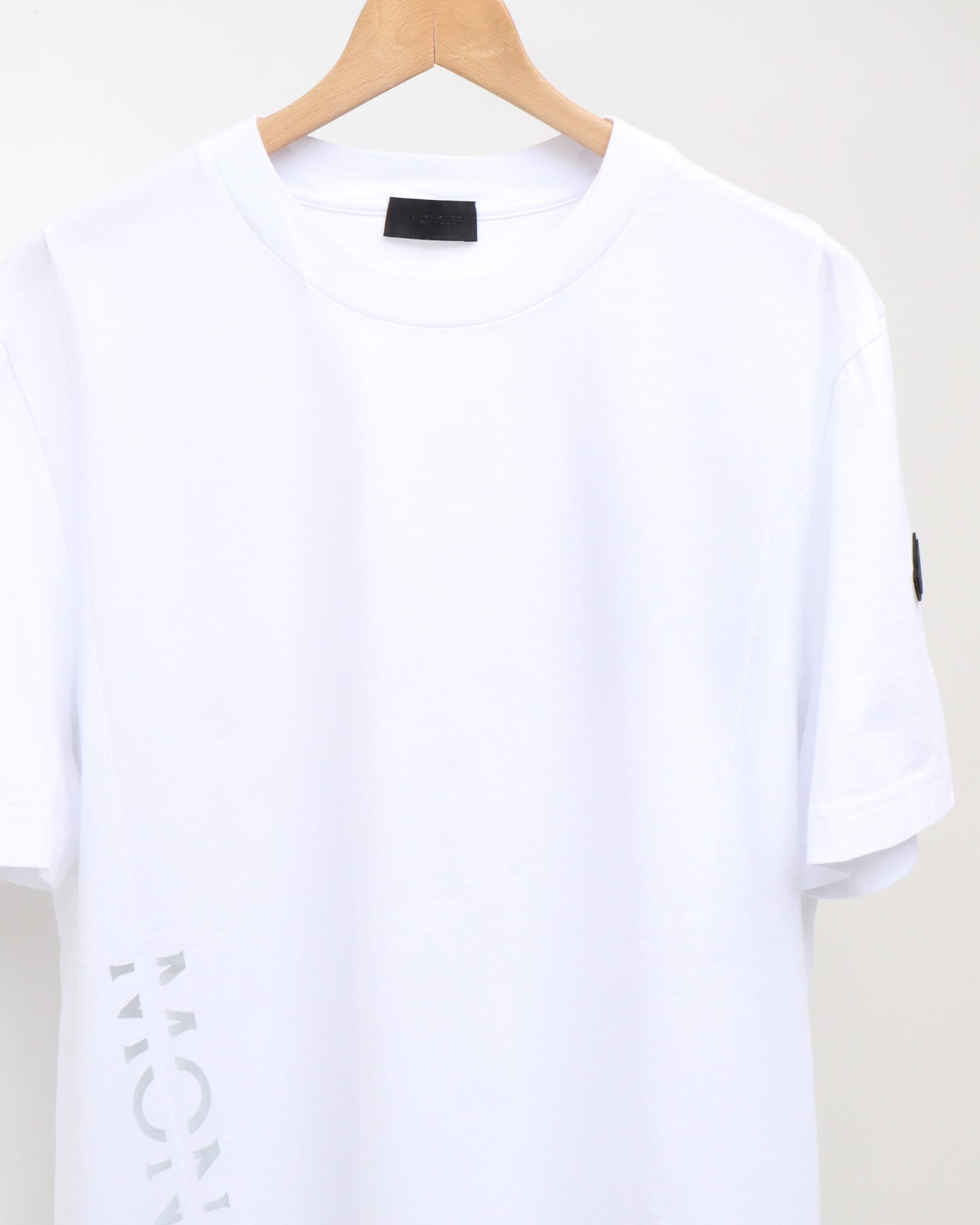 MAGLIA MANICHE CORTE