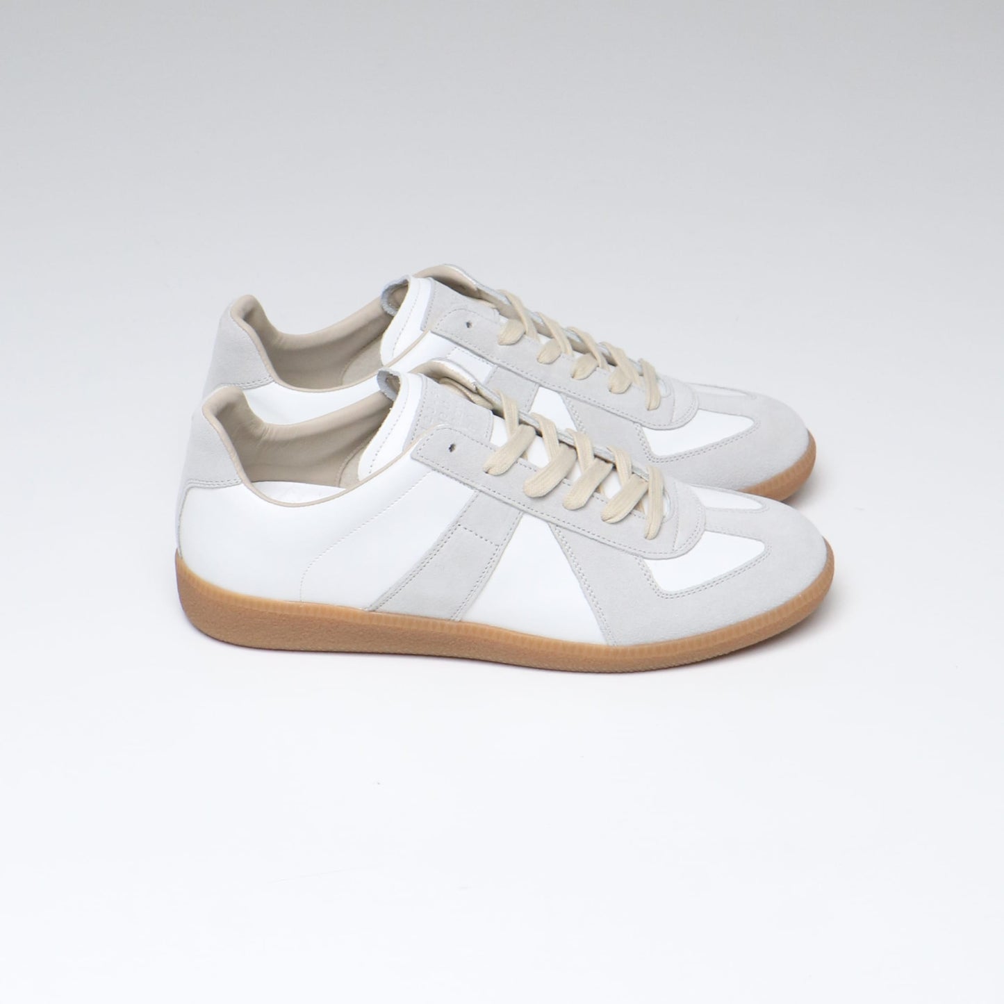 S57WS0236 "REPLICA" SHOES WHITE