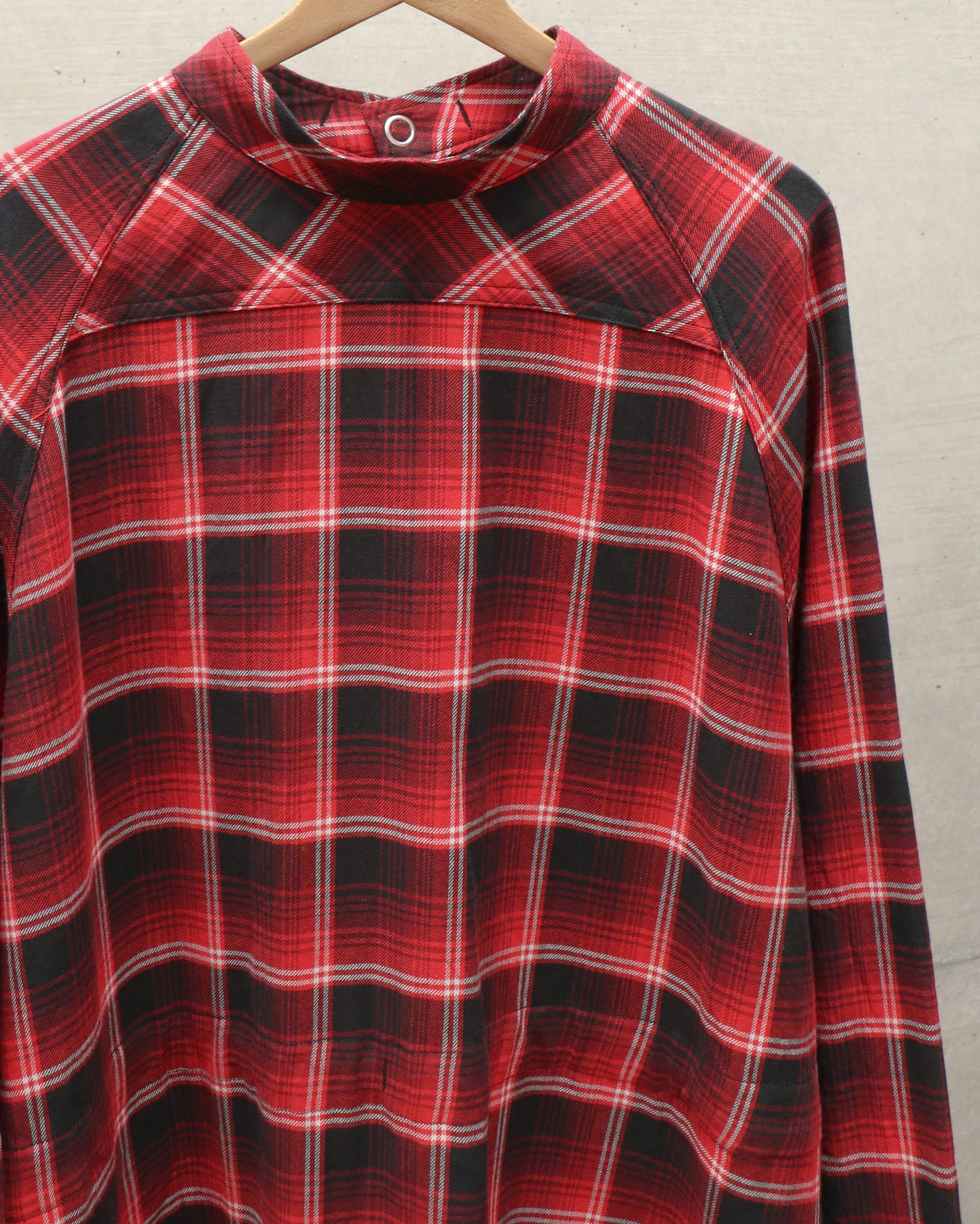 medical gown shirt.(ombre check)