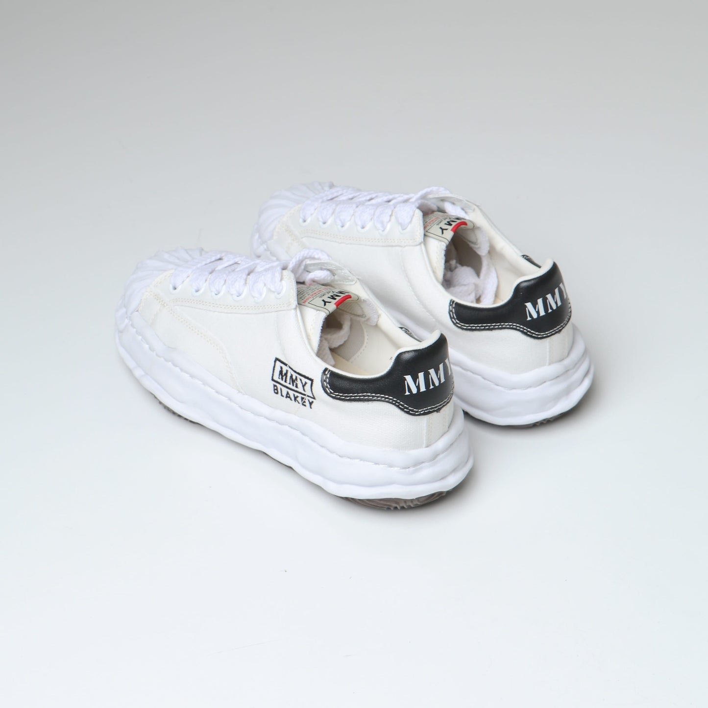 BLAKEY LOW/CANVAS WHITE A08FW735