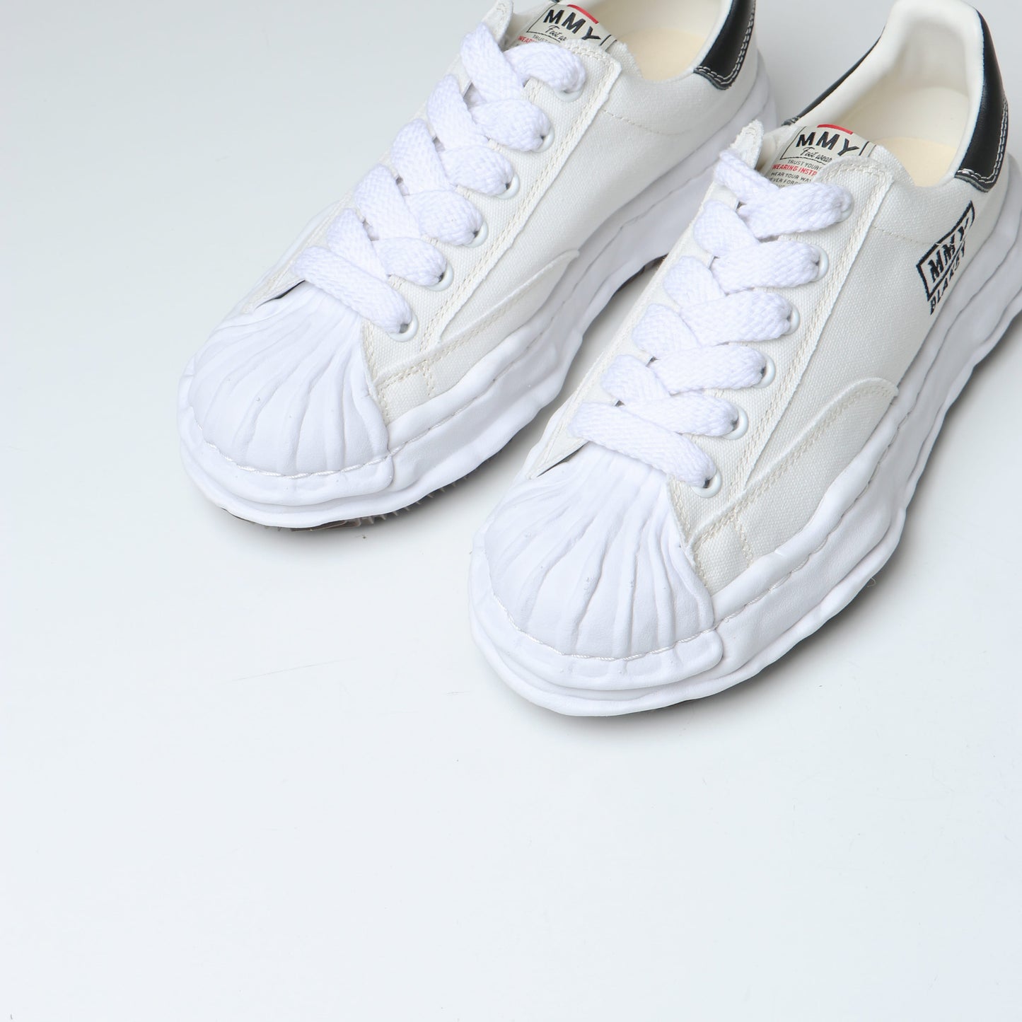 BLAKEY LOW/CANVAS WHITE A08FW735
