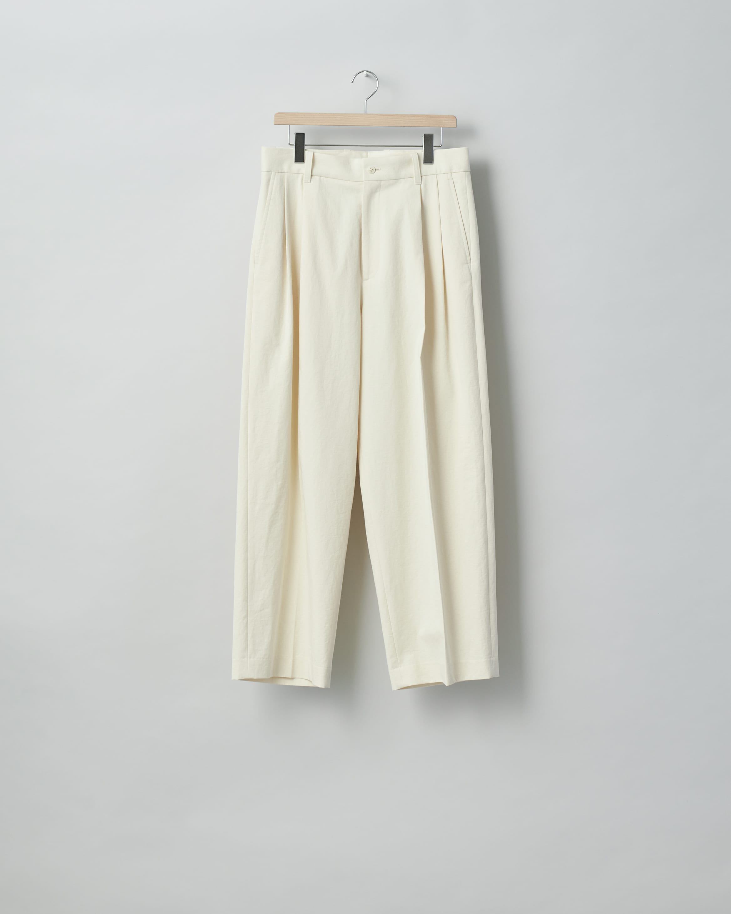 WIDE STRAIGHT TROUSERS（OW）OFF – TIME AFTER TIME