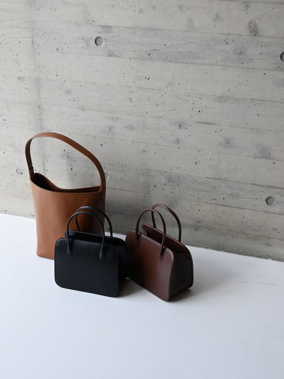 AURALEE 入荷