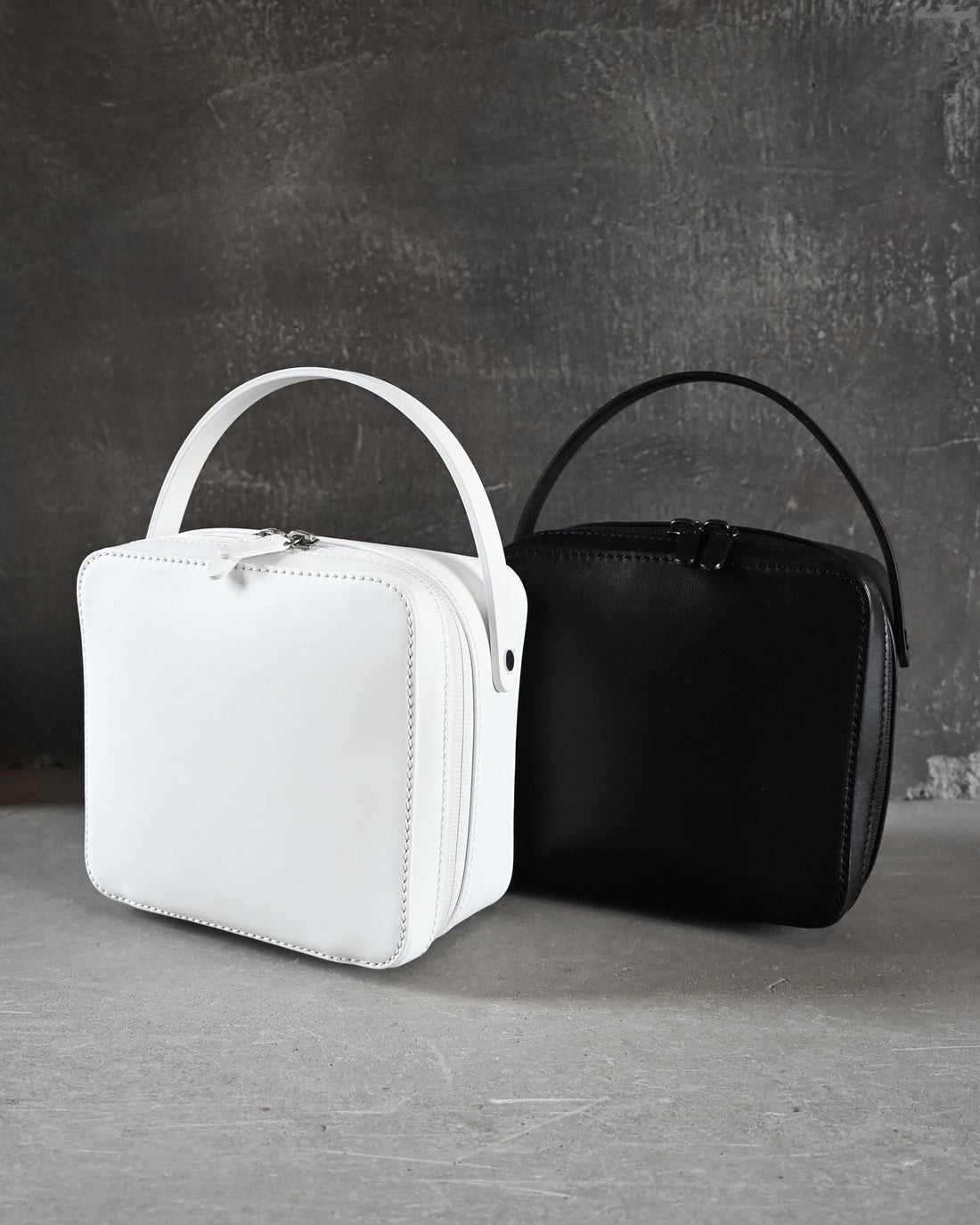 AURALEE 入荷