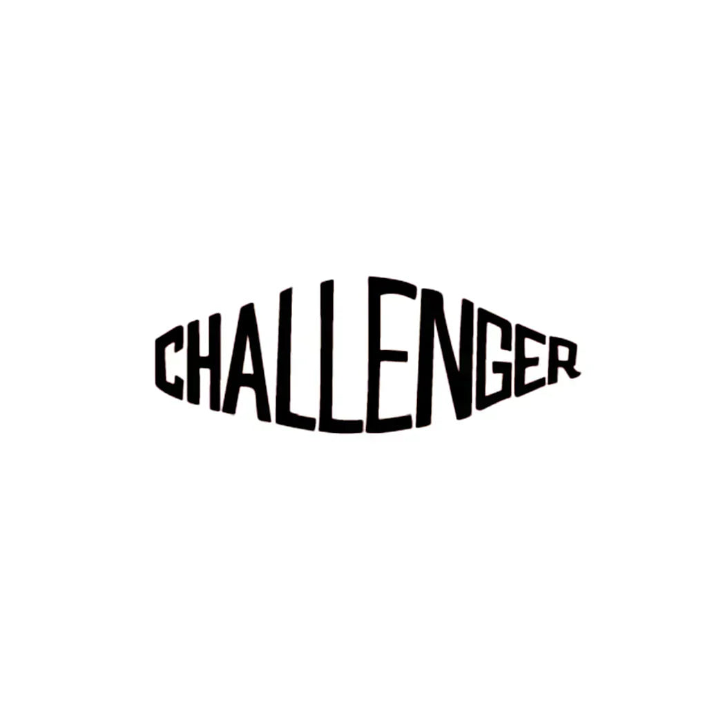 【TAT 2階】   CHALLENGER 5月9日 土曜日 発売。