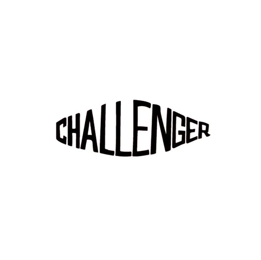【TAT 2階】   CHALLENGER 4月11日 土曜日 発売。