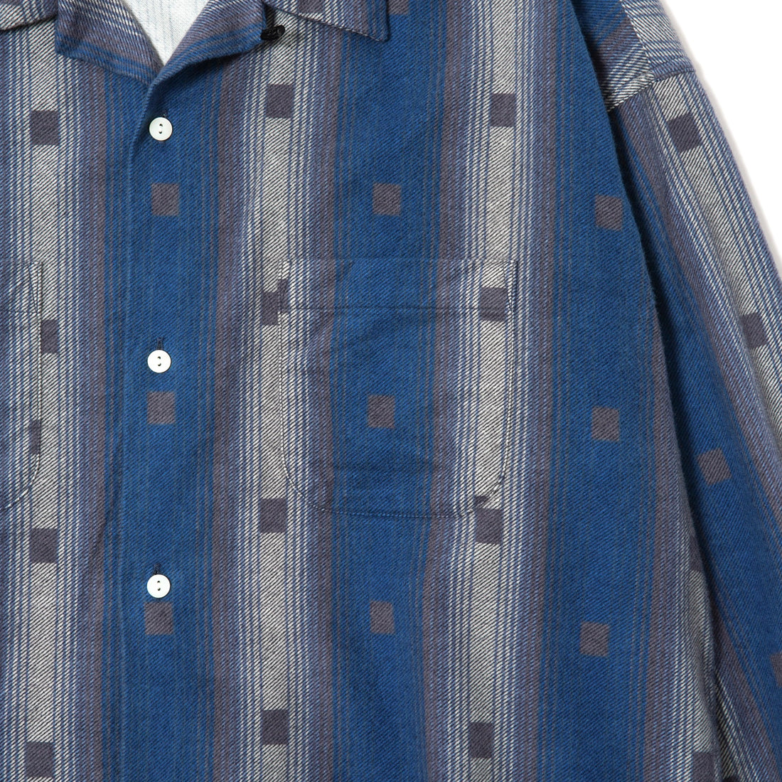 【TAT 2階】   MASSES 9月29日 金曜日 発売開始。