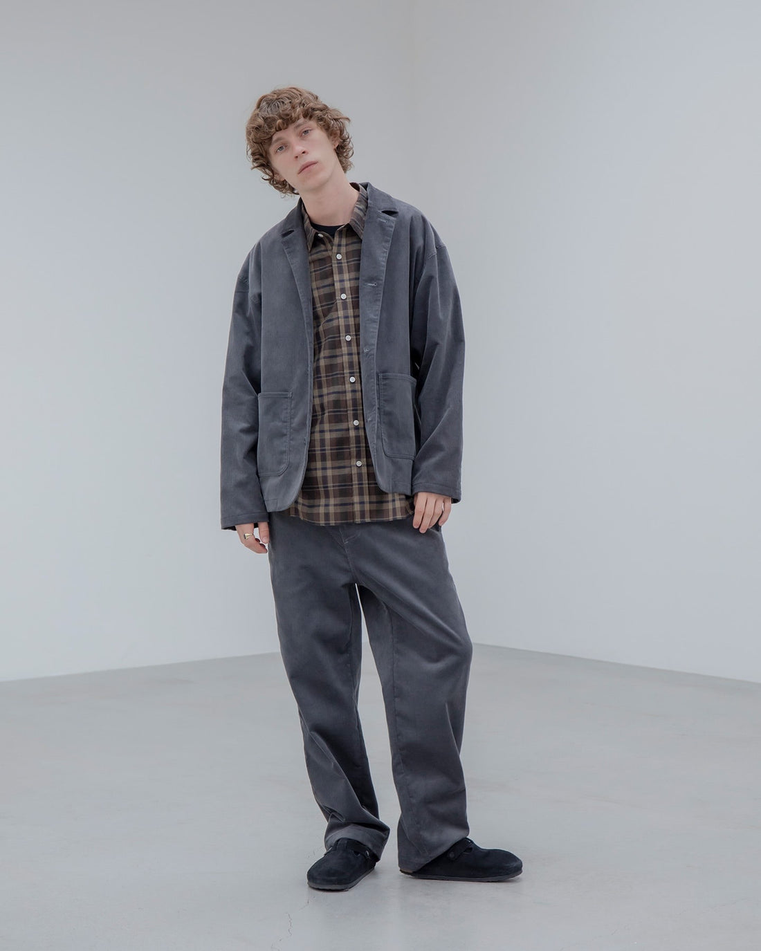 【TAT 1階】   uniform experiment 2月16日 金曜日 発売。