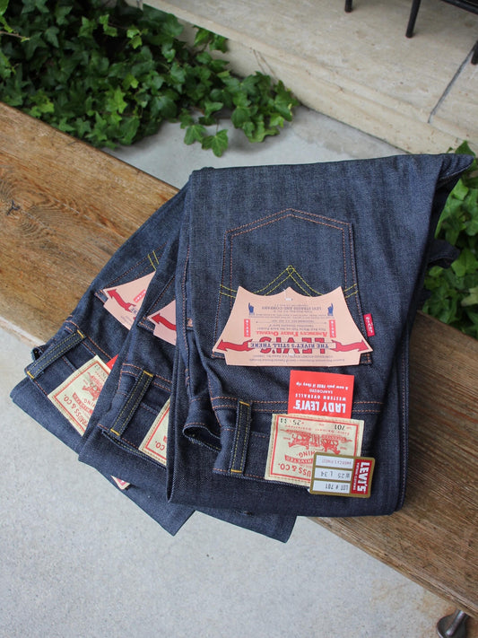 LEVI'S 入荷