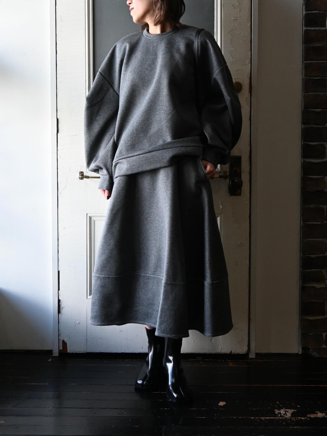 nagonstans 入荷
