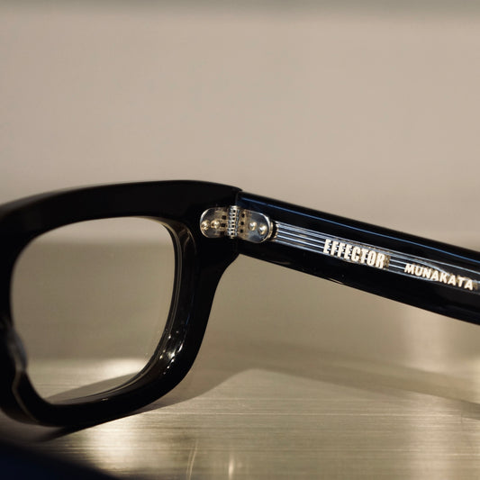 【TAT 1階】   EFFECTOR 10月23日 水曜日 発売。