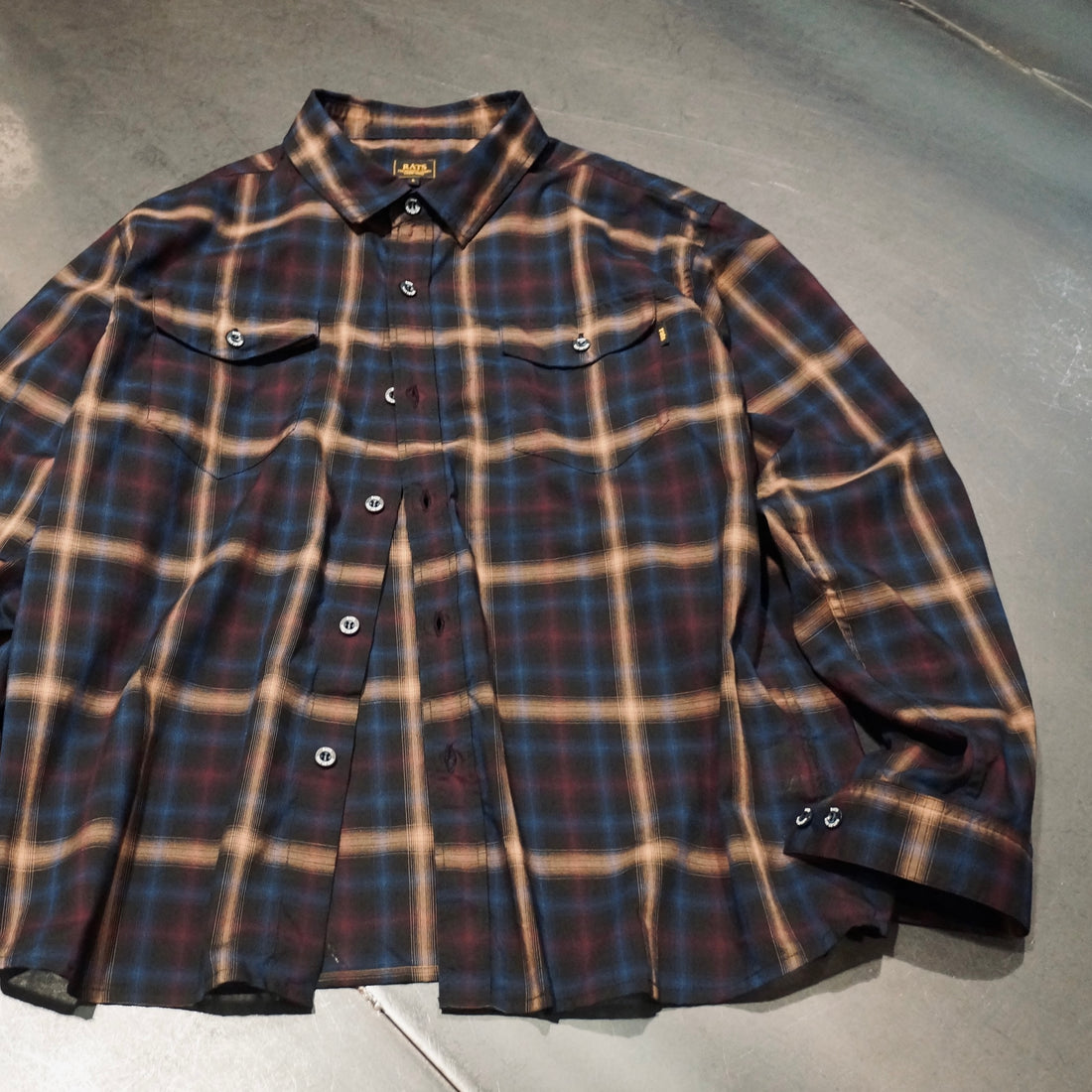 【TAT 2階】   RATS 4月13日 土曜日 発売開始。