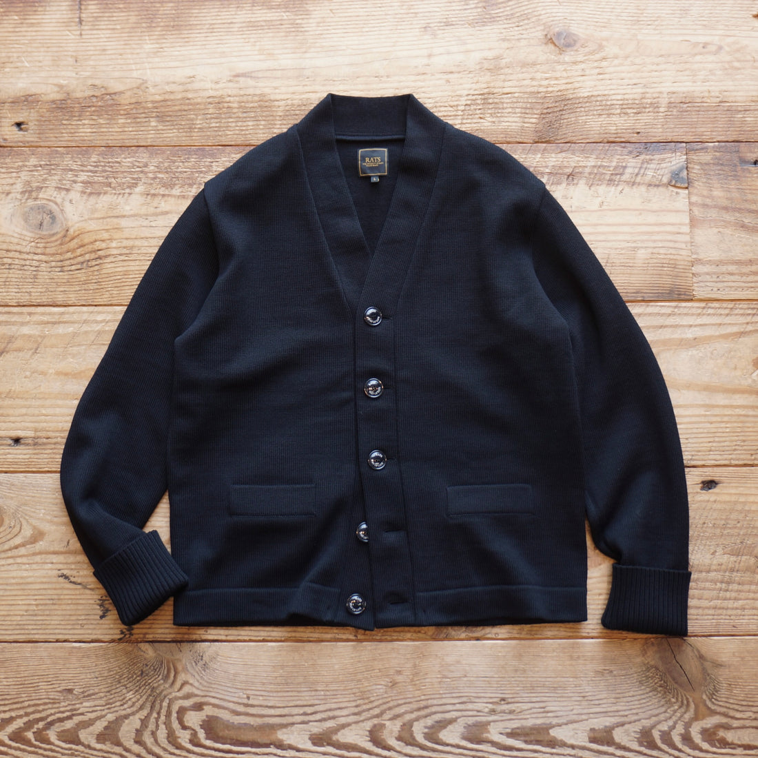 【TAT 2階】   RATS 10月9日 月曜日 発売開始。