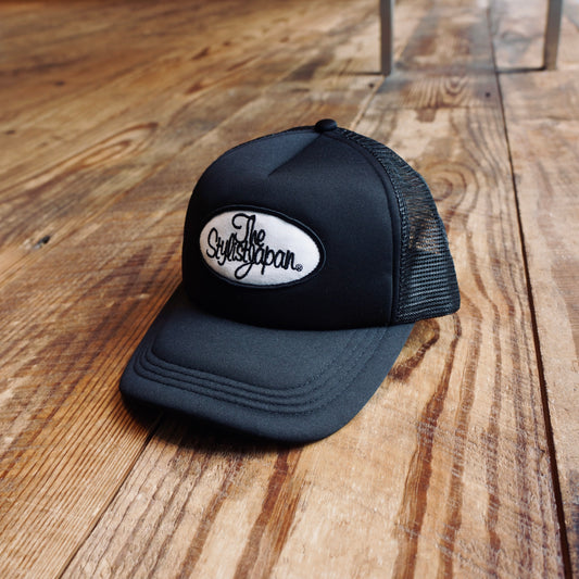 【TAT 2階】   The Stylist Japan 11月11日 土曜日 発売。