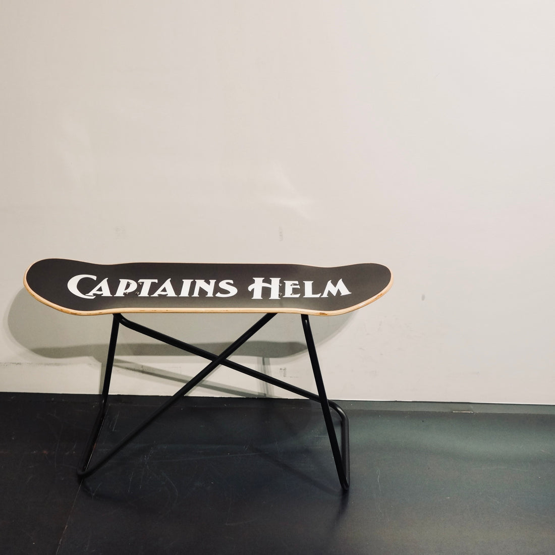 【TAT 2階】   CAPTAINS HELM 10月25日 水曜日 発売。