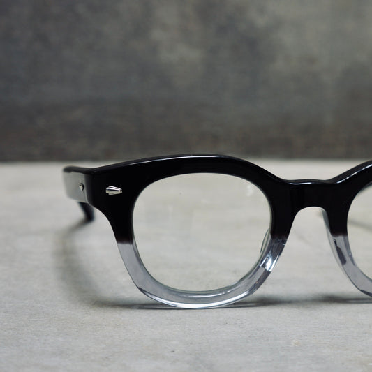 【TAT 1階】   EFFECTOR®︎ 6月26日 発売。