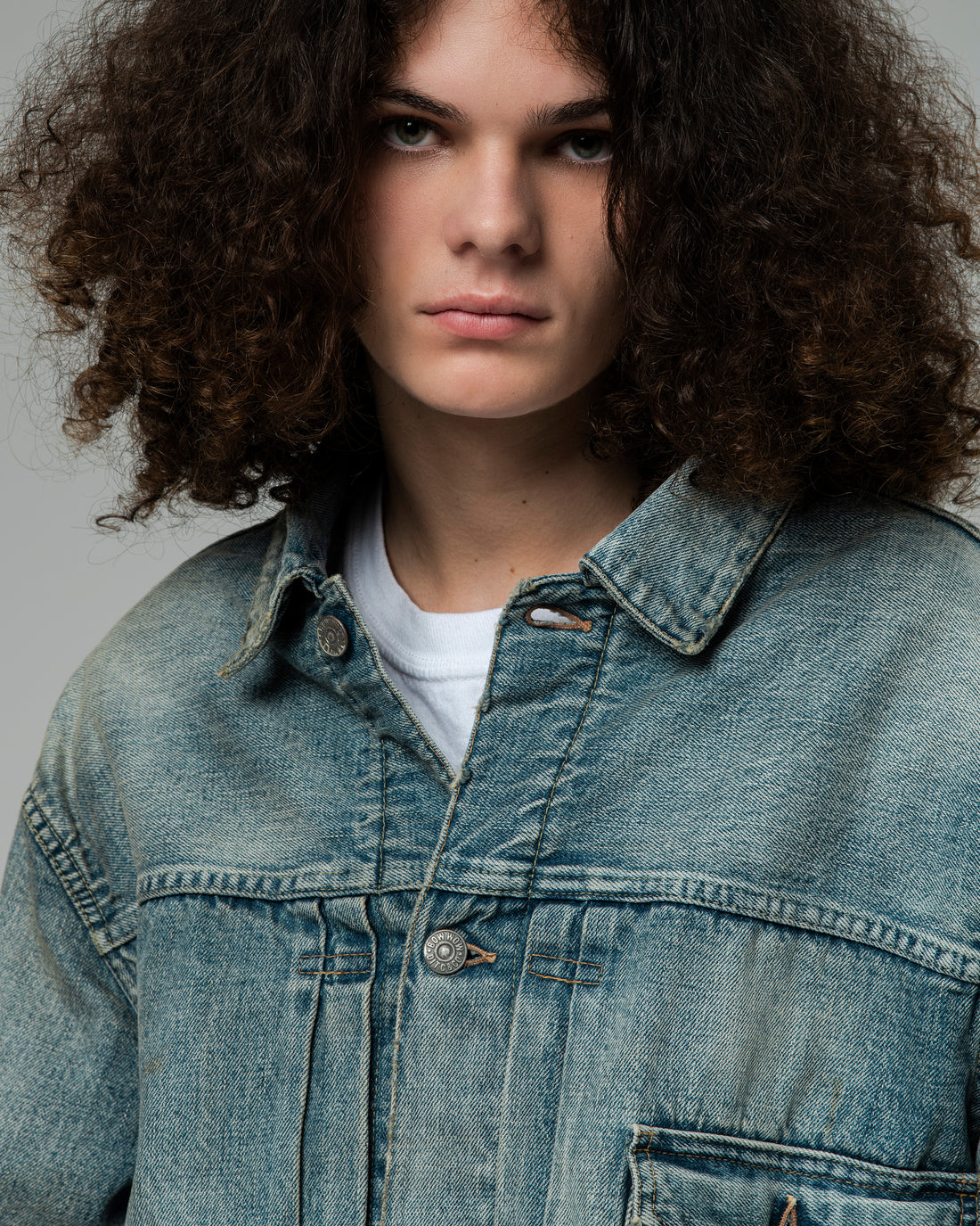 【TAT 1階】   BOW WOW 11月9日 土曜日 発売。