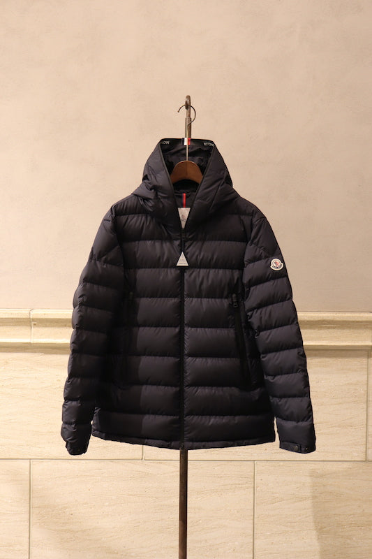 MONCLER 新作入荷