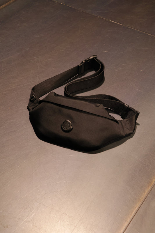 MONCLER 新作入荷