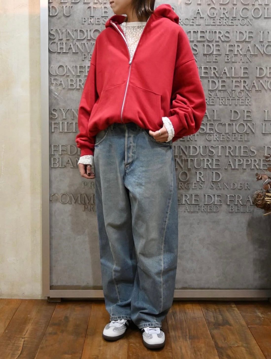 SOPHIE TALKS ABOUT THE WEATER -styling-