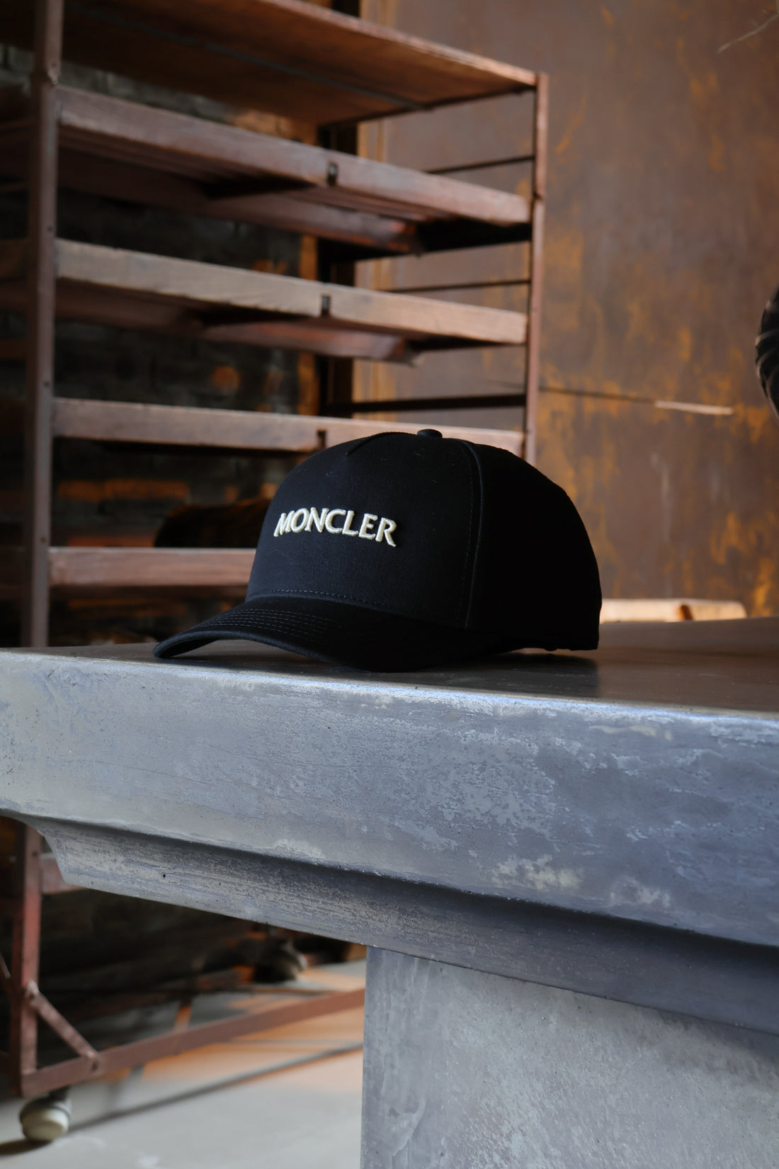 MONCLER 新作入荷