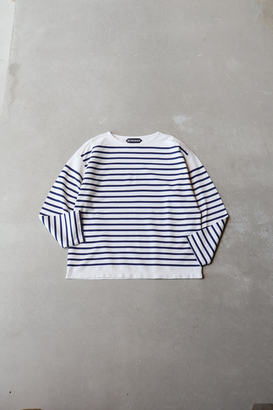 AUBERGE 再入荷